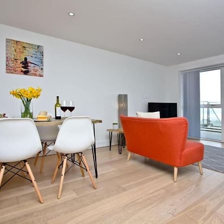 15 Ocean Gate Newquay Apartment Crantock Exterior photo
